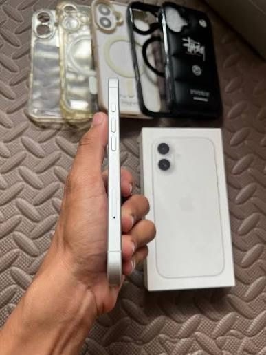 Продам Айфон 16 в идеальном состоянии с гарантией