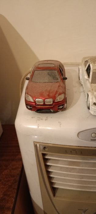 Различни колекционерски фигури и предмети от Чужбина- 15лв./брой.