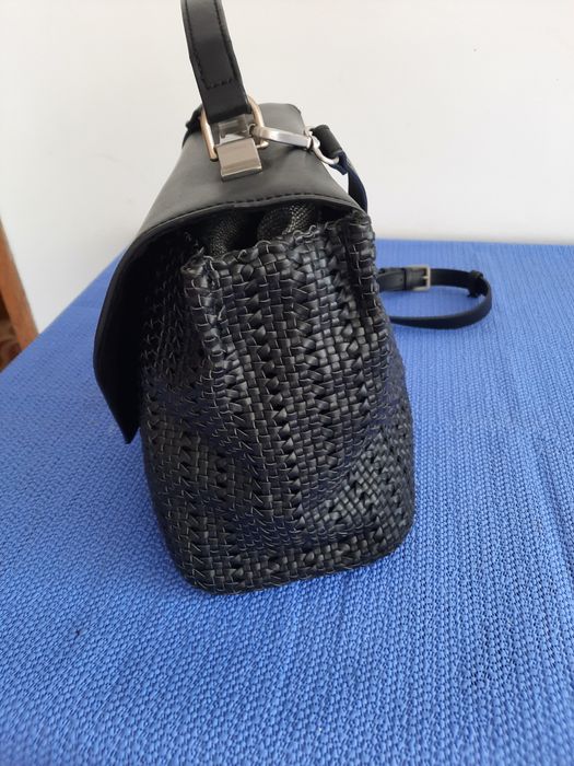 Geanta neagra Zara cu model impletit
