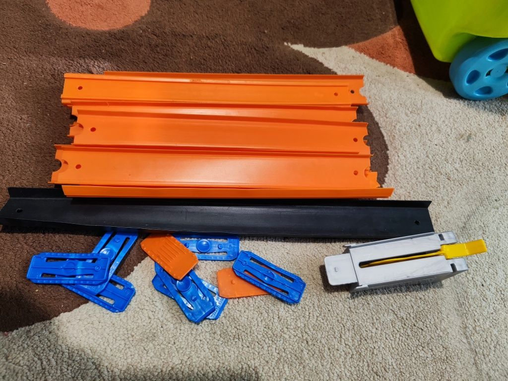 Hot Wheels City - Изстрелвачка  Динозавър