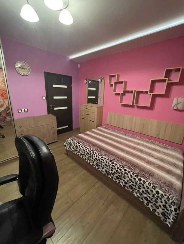 Продава се Четиристаен апартамент в София, Връбница 1 - 85 кв.м за 2118 €/кв.м - Снимка #4