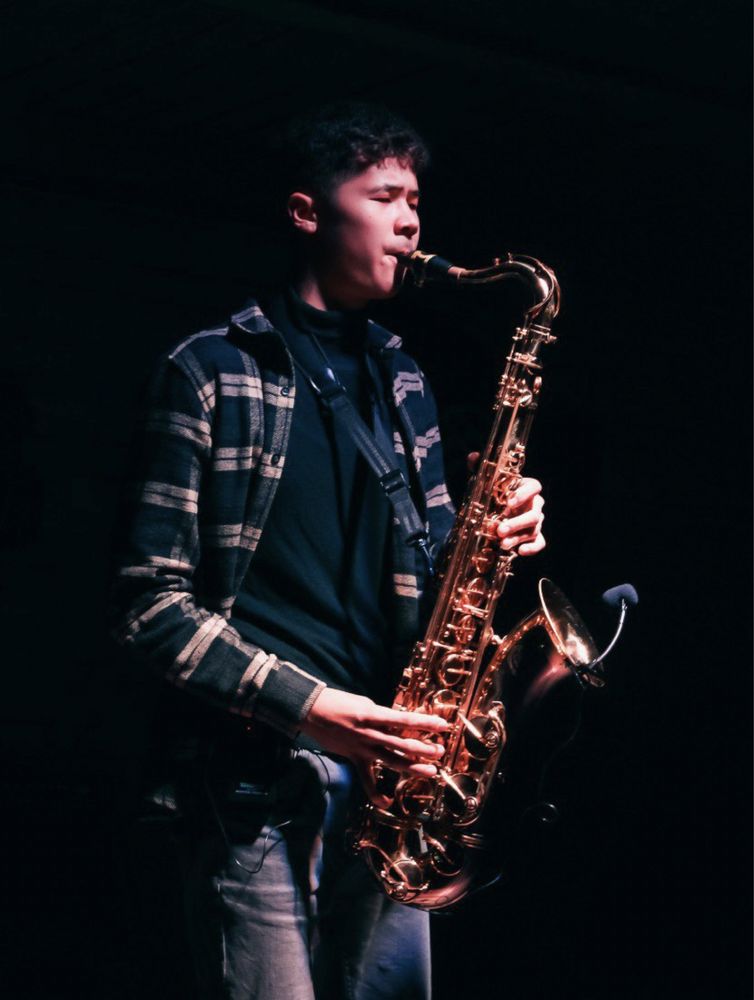 Саксофонист Астана
