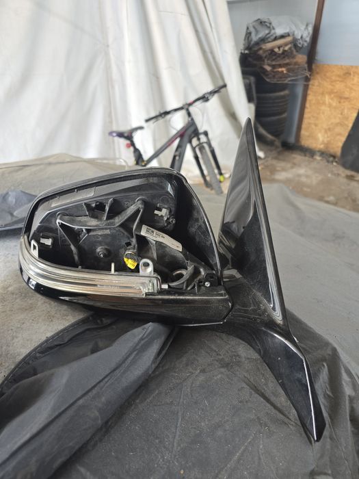 Огледала за BMW F21