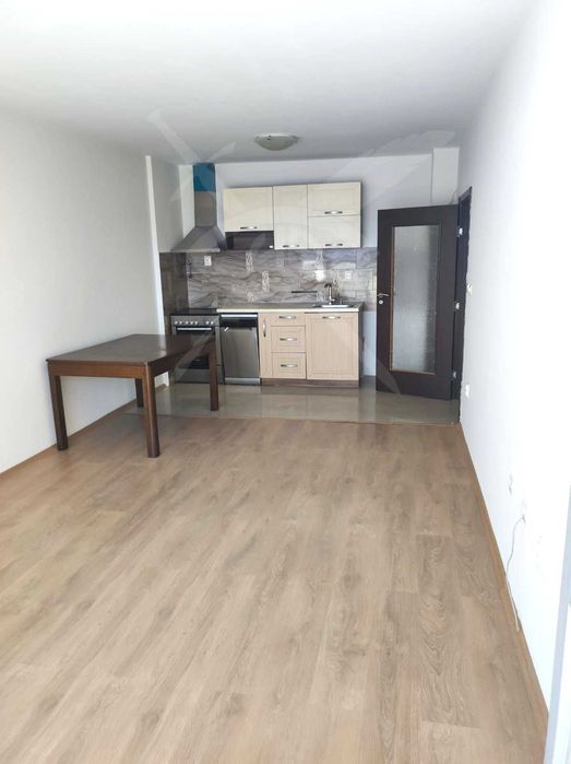 Дава се под наем Тристаен апартамент в Пловдив, Южен - 94 кв.м за 129000 € - Снимка #1