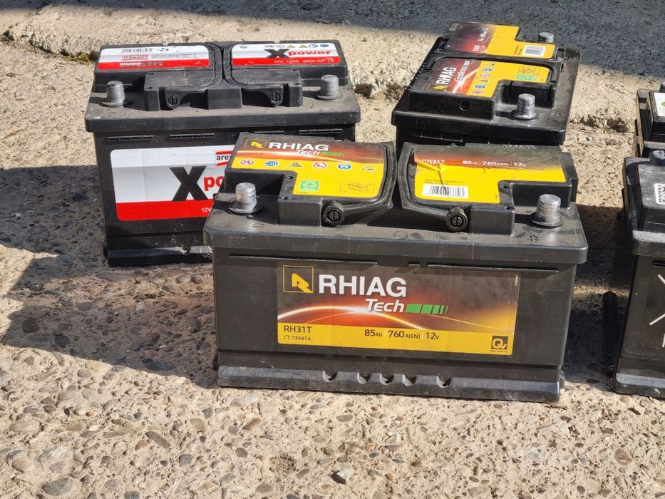 Vand baterii (acumulatori auto )