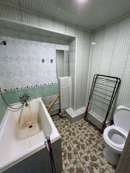 Продается 1-комнатная квартира, бывш. общежитие, Карасу-6, обл. Гаи