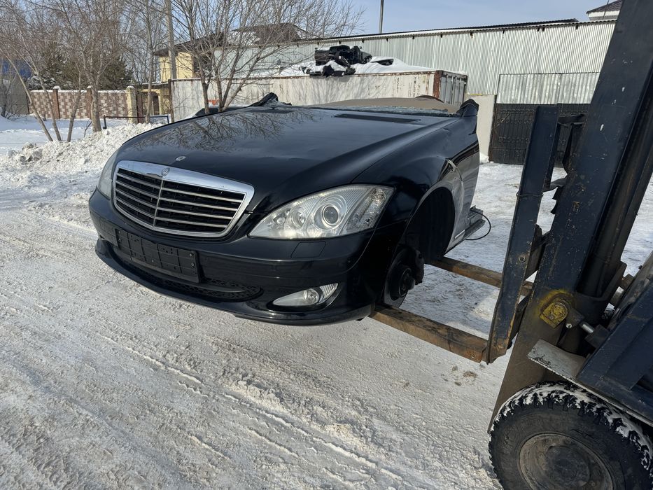 Авторазбор Коктал2 ул акмола дом 20 запчасть на все авто мерседес Тойо