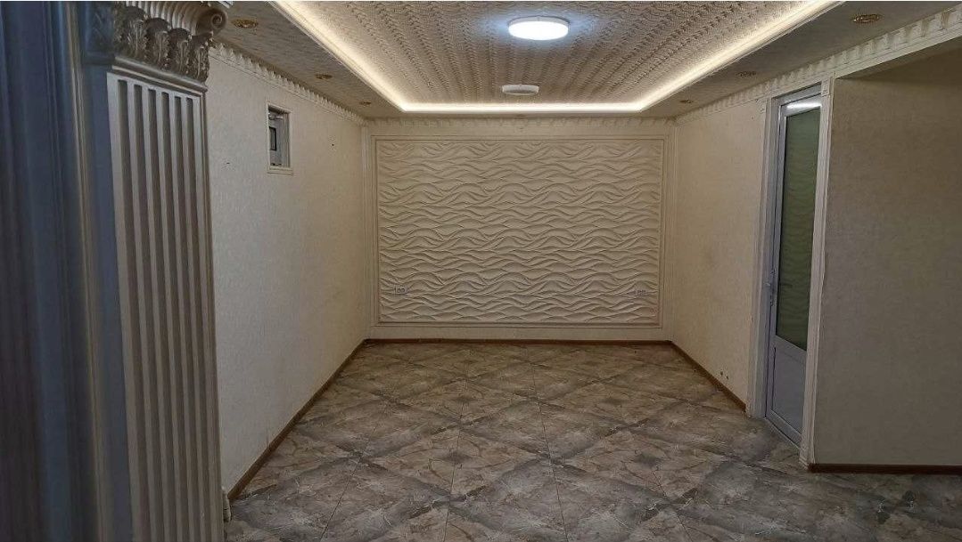 Срочно метро Хамза 50м² на 1м этаже