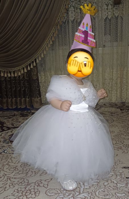 Qiz bola uchun oq kuylakcha
