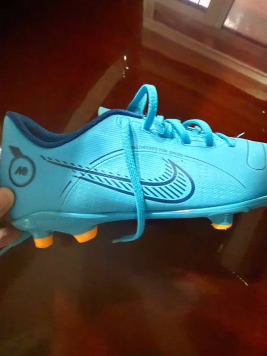 Продаются бутсы Nike Mercurial оригинал б/у как новые