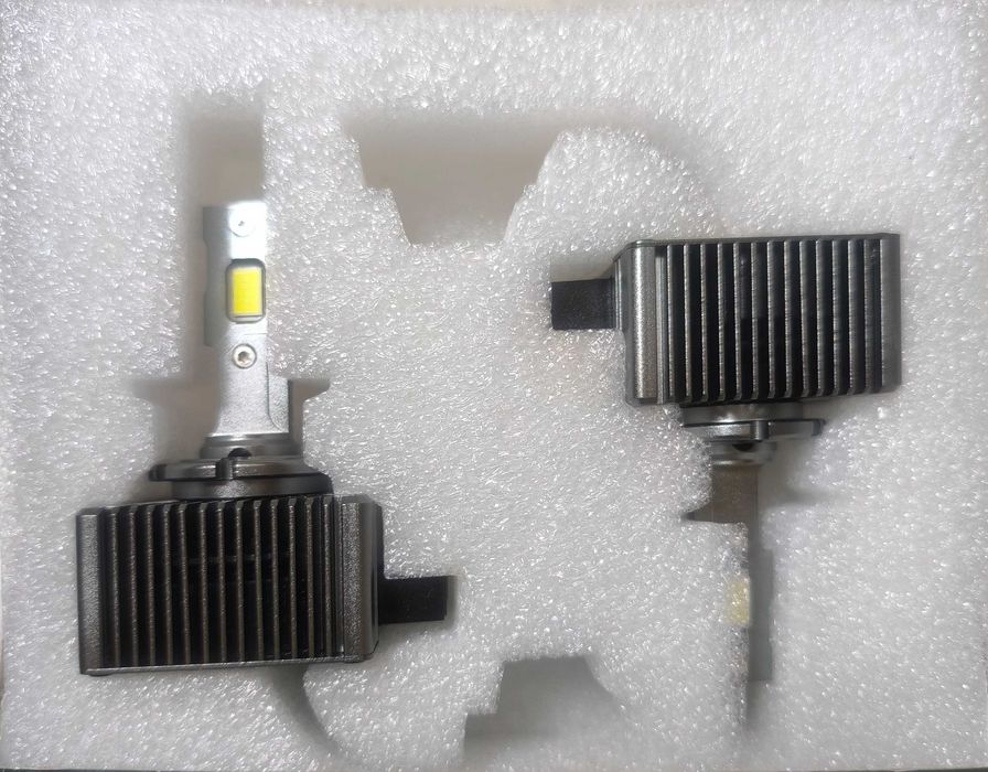 LED крушки за кола D1S/R