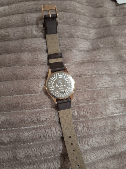 Дамски часовник FREELOOK