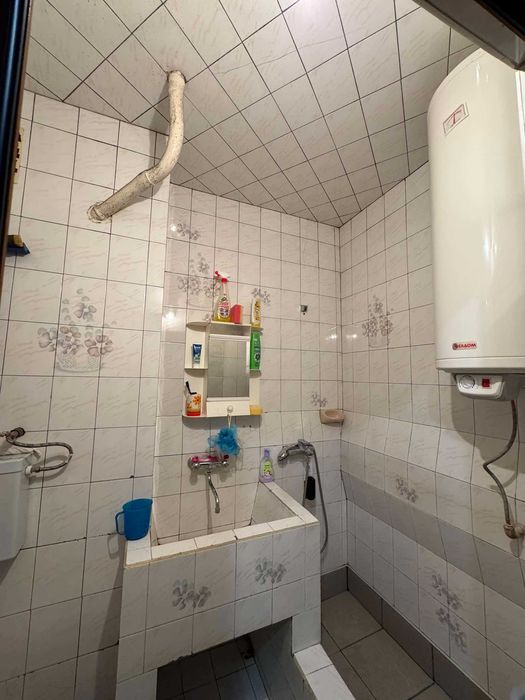 Продава се Тристаен апартамент в Търговище, Запад 2 - 70 кв.м за 1130 €/кв.м - Снимка #11