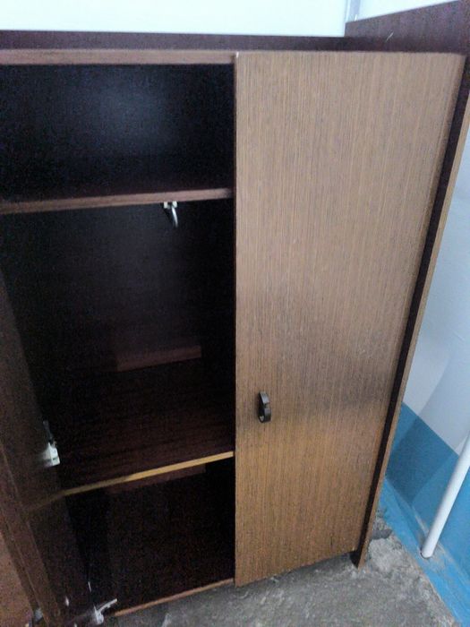 Отдам шкаф бесплатно!