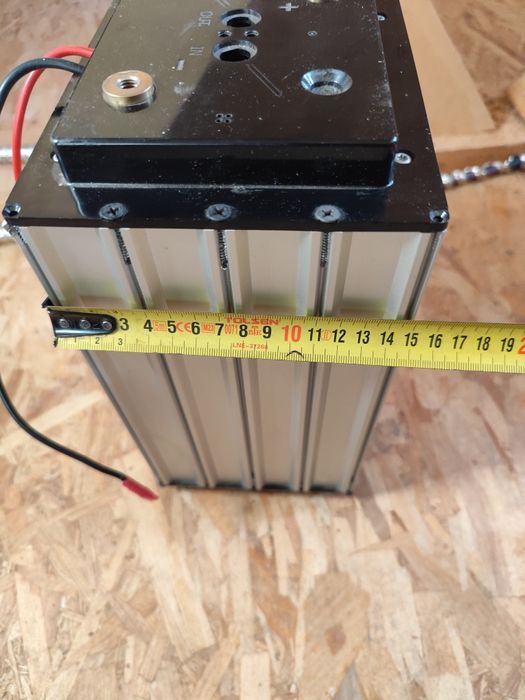 Baterie lithium 24V , regulator solar Epever