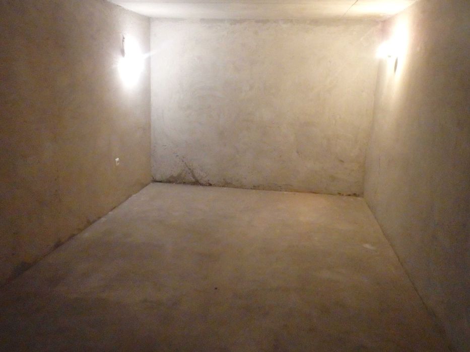 Дава се под наем Гараж / Паркомясто в София, Център - 18 кв.м за 61.2 € - Снимка #9
