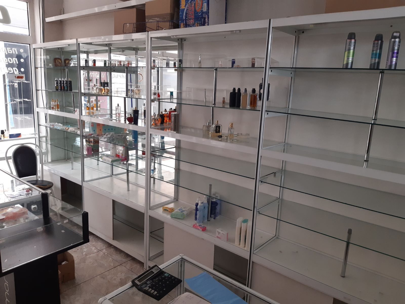 Обзавеждане за магазин