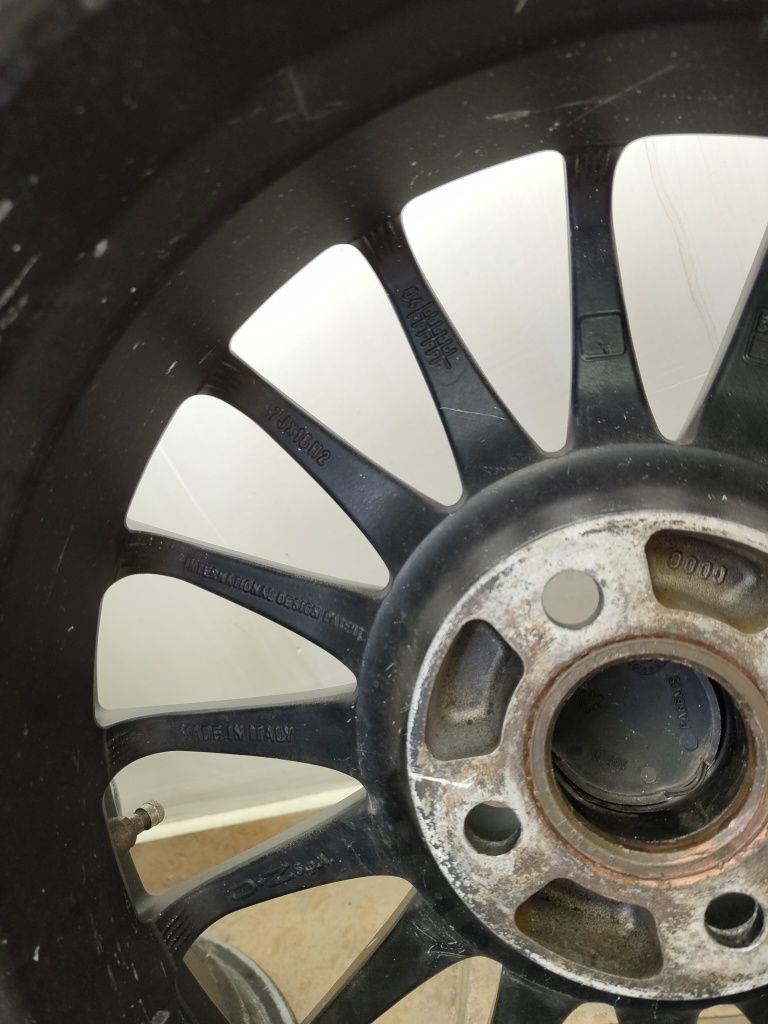 Oz Racing Superturismo GT 16 цола 7j ET42 4x100