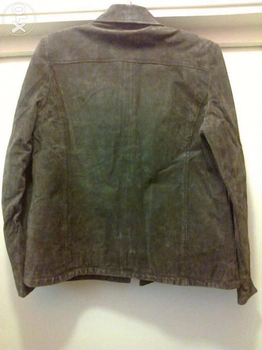 Haina piele intoarsa dama maro inchis stare buna se muta pe Publi