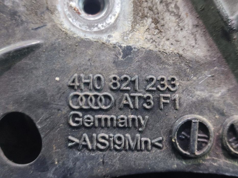 Suport aripa dreapta 4H0821233 Audi A8 D4/4H [2010 - 2014] 4.2 tdi CD