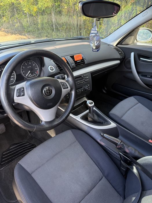 BMW 116i - trapa - scaune incalzite