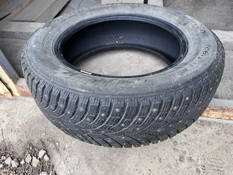 Шины зимние, шипы