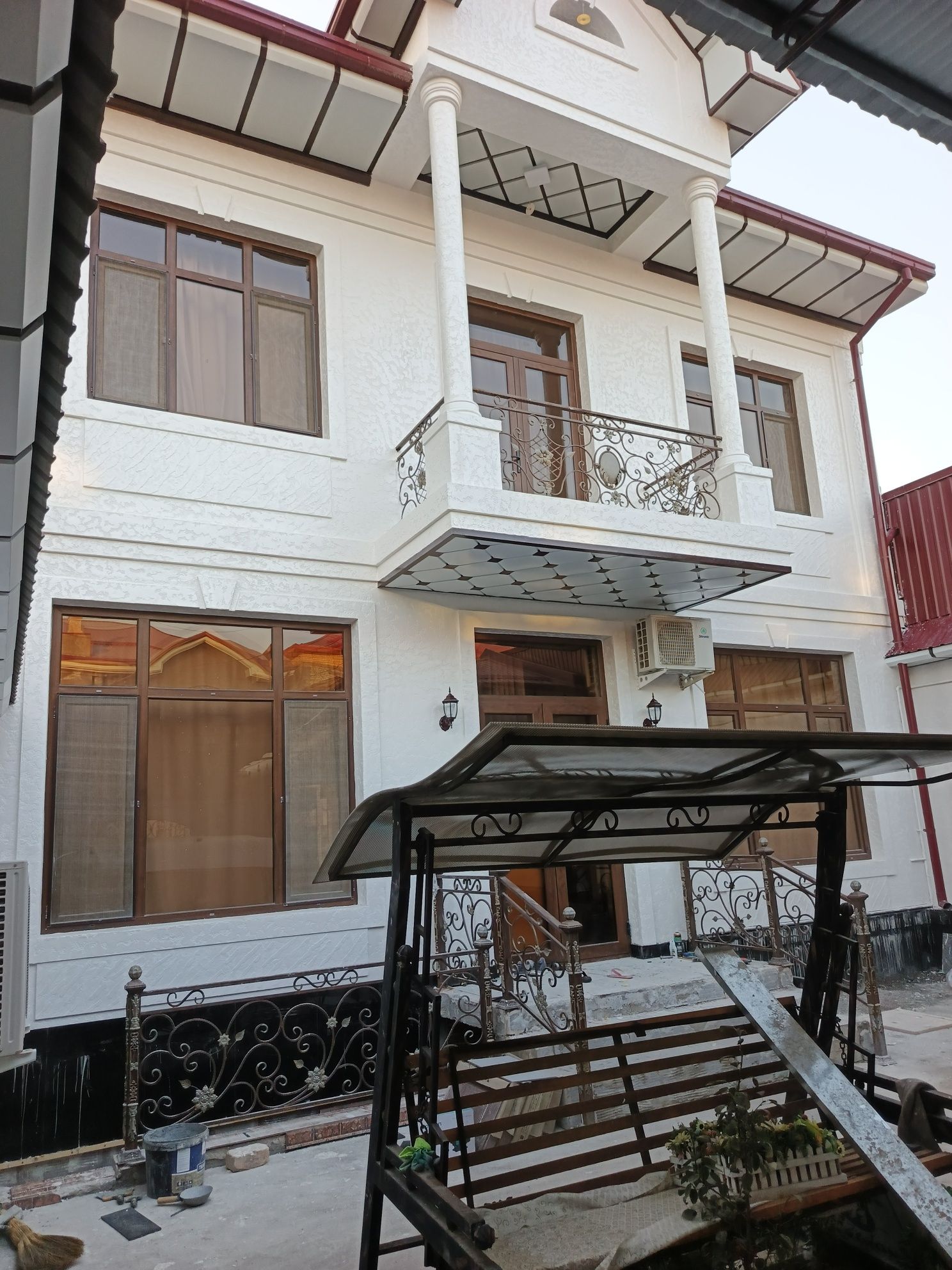 Travertin fasat boyoq fasat pardozi xizmatlari kafolat bilan