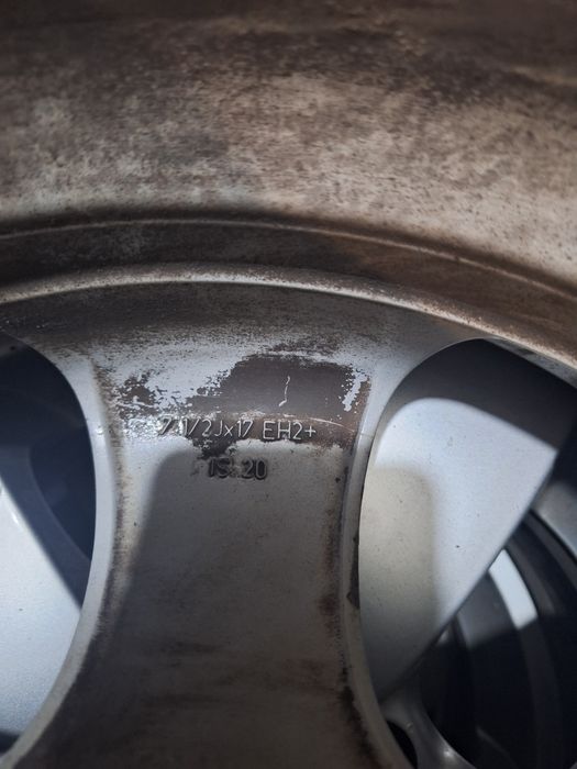 Гуми с джанти от БМВ е 60