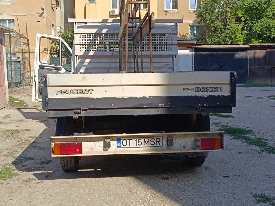 Vand Peugeot boxer,an fabricație 2000.