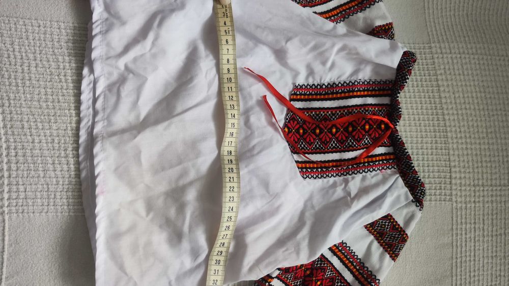 Costum popular fetita 3-4 ani