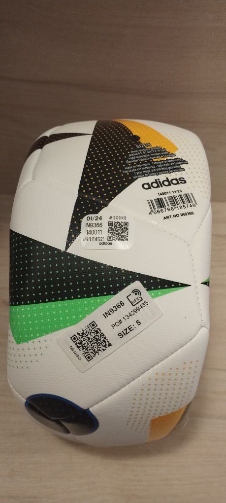 Оригинална топка Adidas 2024 за 50.00лв.