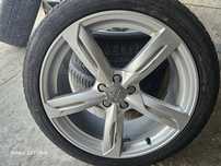 Vând Jante audi r20 cu tot cu anvelope 255,40,r20