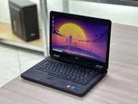 Ноутбук DELL / i5-4300U / SSD 256gb / 8gb RAM / подскетка клавиатуры