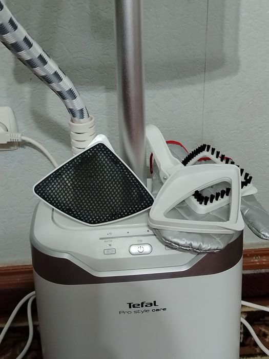 Отпариватель Tefal новый