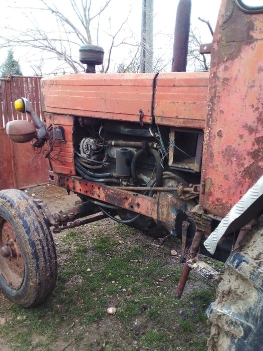 Vand tractor UTB 650