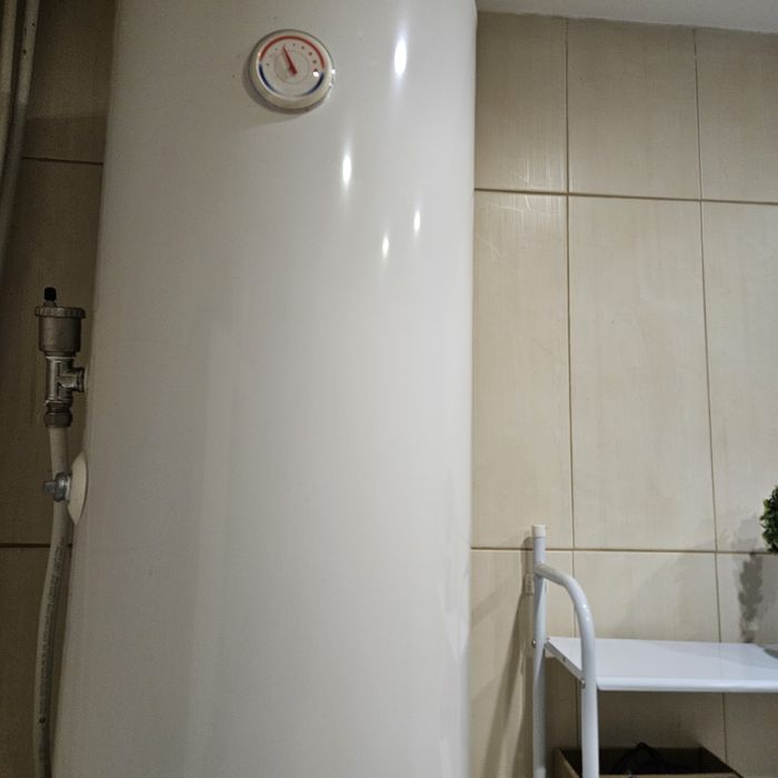 Бойлер със серпентина 80л.