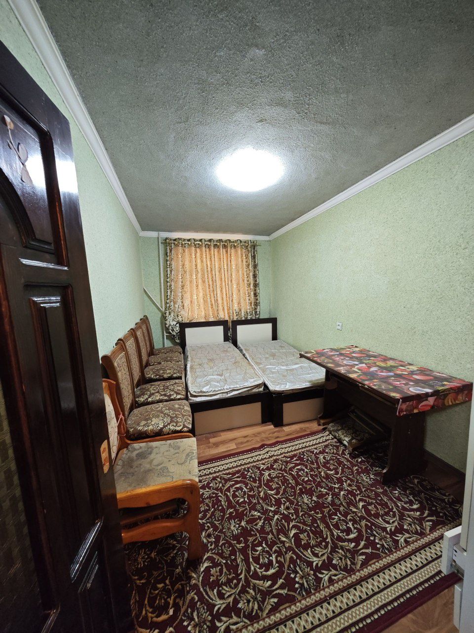 Продаётся 3 х комнатная квартира . Мархабо