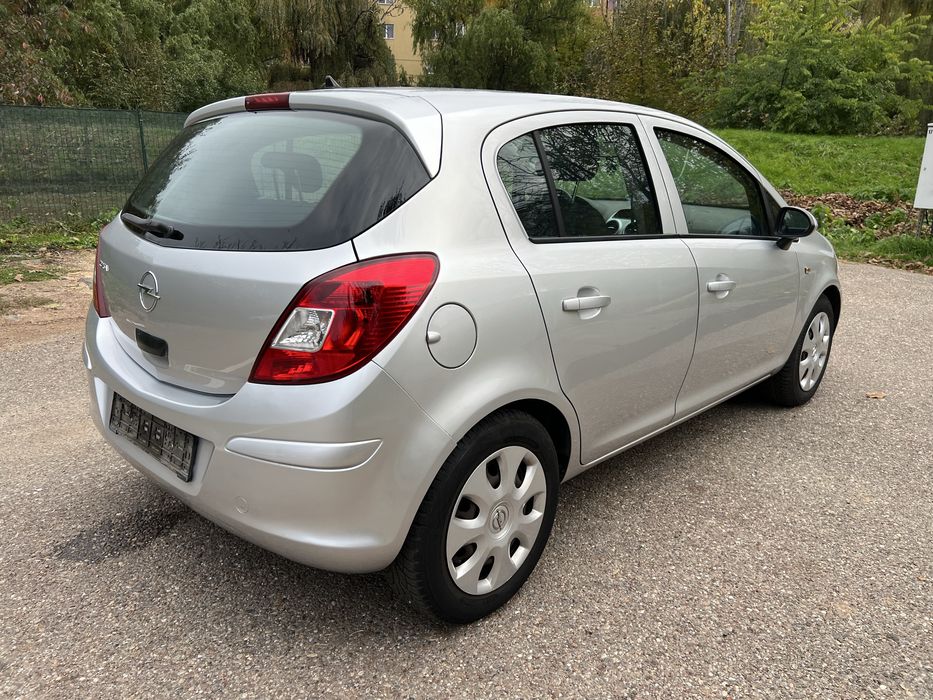 Opel corsa 1.2 automat