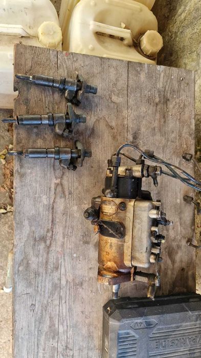 Pompa injectie pentru tractor