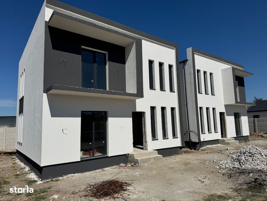 Case noi, stil mediteranean, la cheie,cu centrala proprie si utilitati