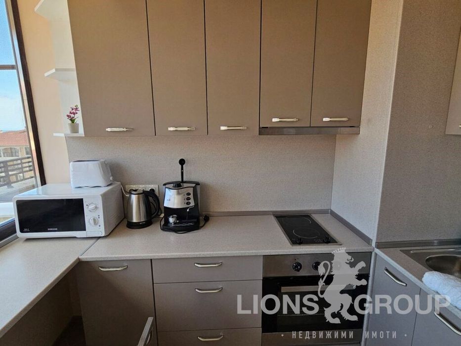 Продава се Тристаен апартамент в к.к. Златни пясъци - 100 кв.м за 1850 €/кв.м - Снимка #2