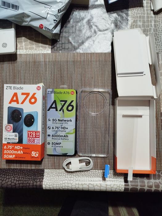 ZTE Blade A76...