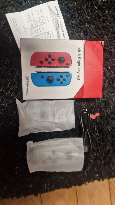 Joy con контролерии