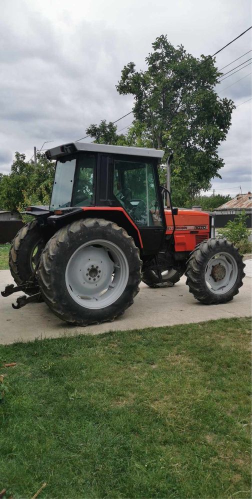 Tractor Massey Ferguson 3070, 4x4, 90CP Stare Excelenta, Reconditionat