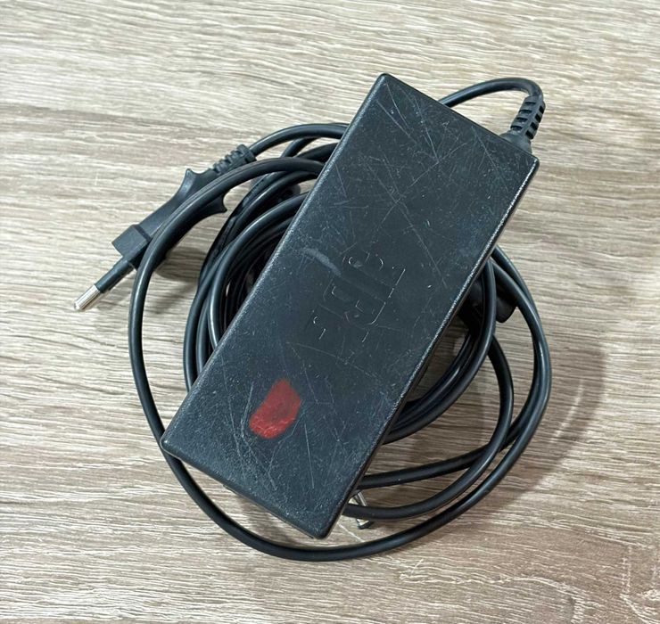 JBL Xtreme + зарядно