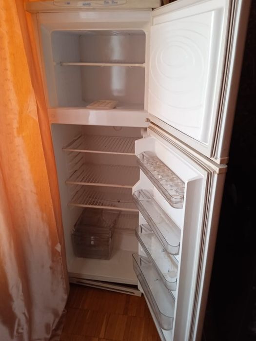 Продаётся холодильник