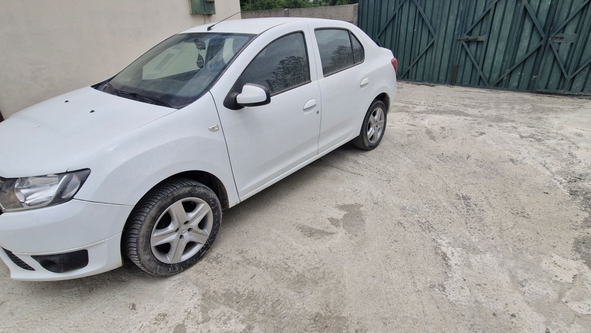 Logan 1.5 dci,100000 km,2016,AC