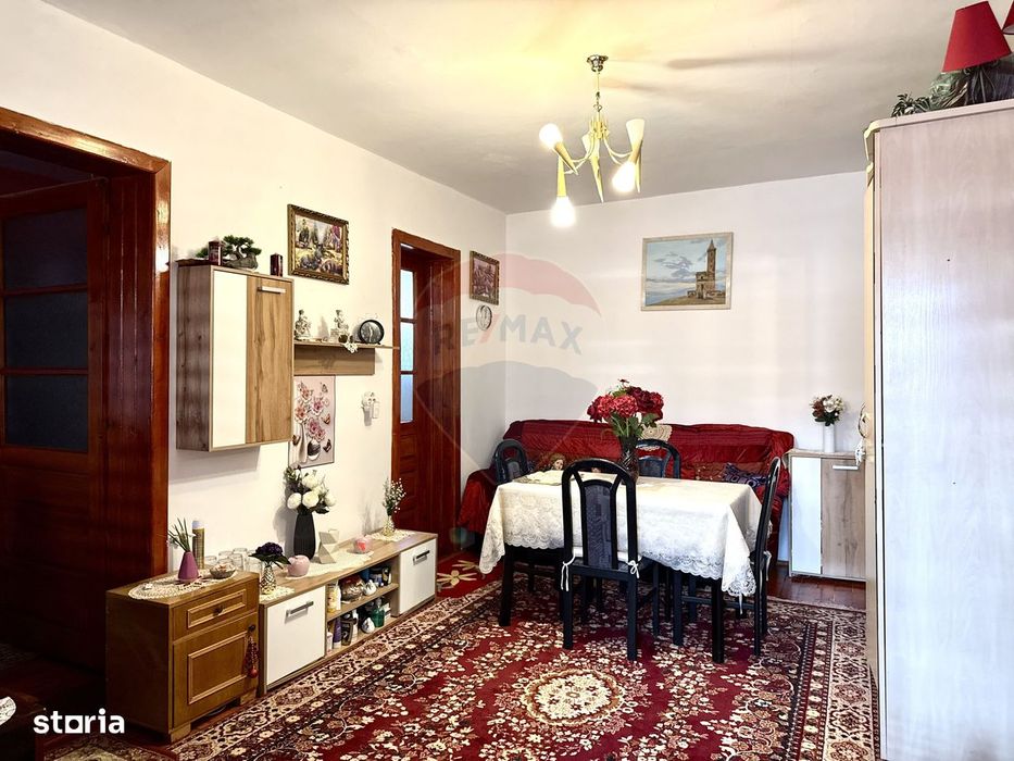 COMISION 0%- Casă spațioasă de vânzare în Turda - 5 camere