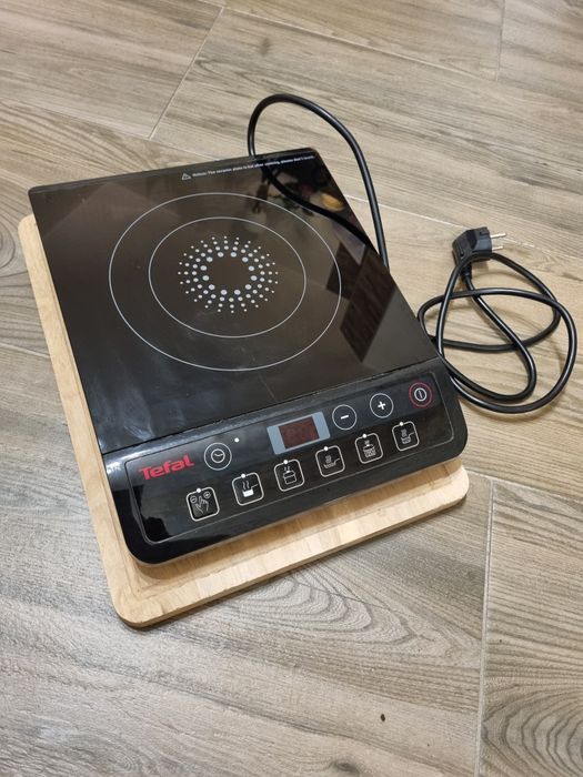 Индукционен котлон Tefal