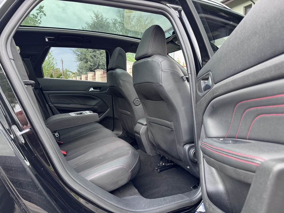 Peugeot 308 GT Line 1.6HDI / 130 cp An 2018 Automata / Panoramic Full